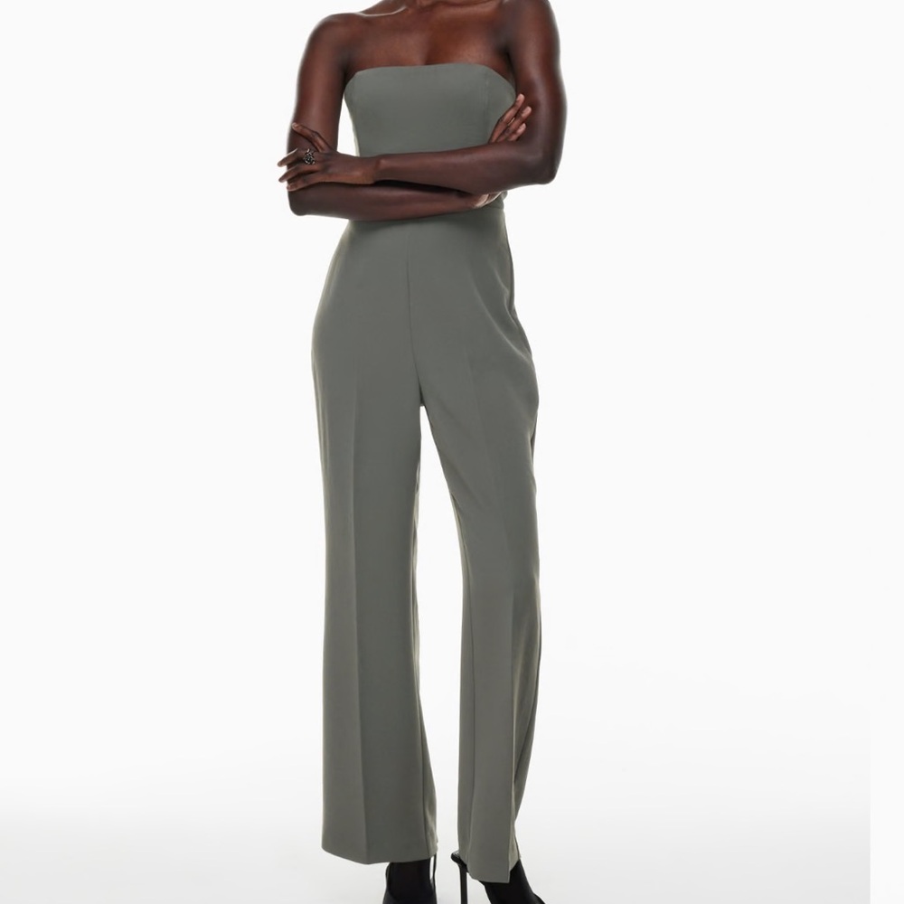 Aritzia Endless jumpsuit in coal grey